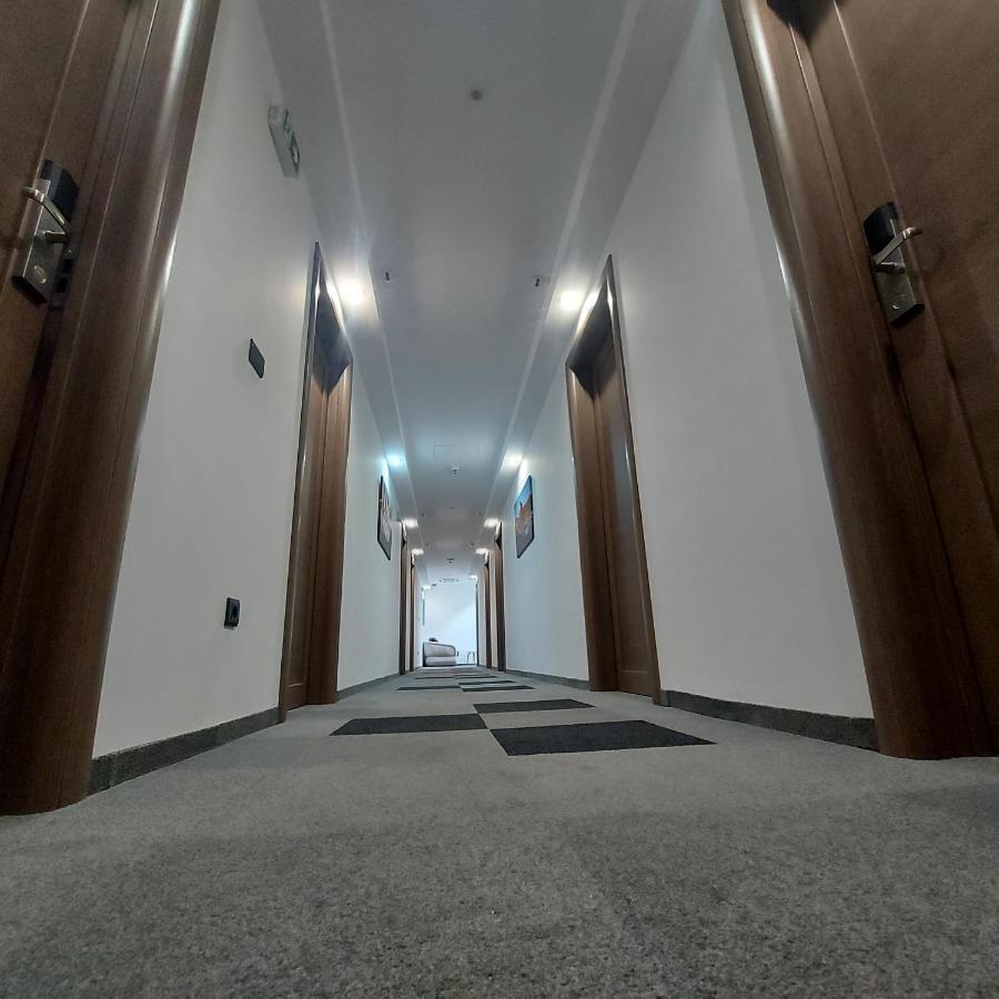 Hotel Kole Čačak المظهر الخارجي الصورة