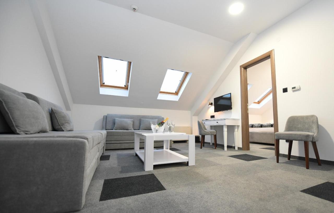 Hotel Kole Čačak المظهر الخارجي الصورة