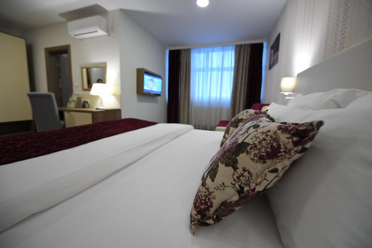 Hotel Kole Čačak المظهر الخارجي الصورة
