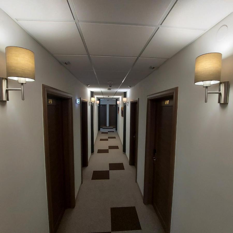 Hotel Kole Čačak المظهر الخارجي الصورة