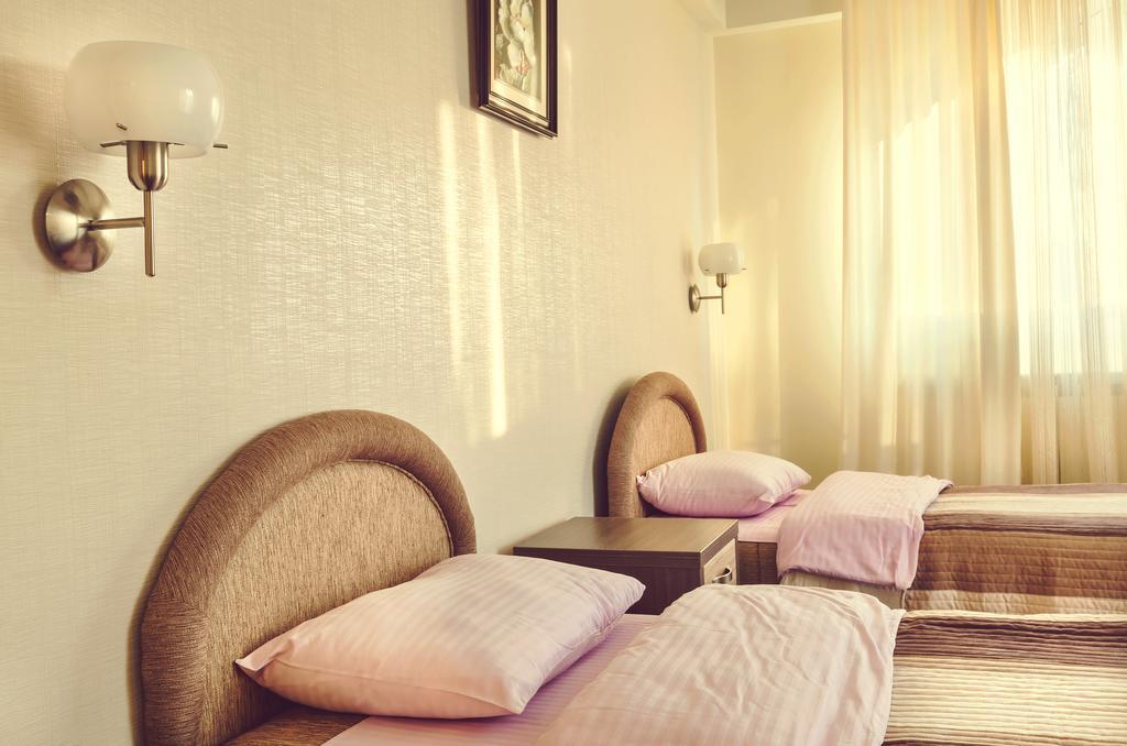 Hotel Kole Čačak الغرفة الصورة
