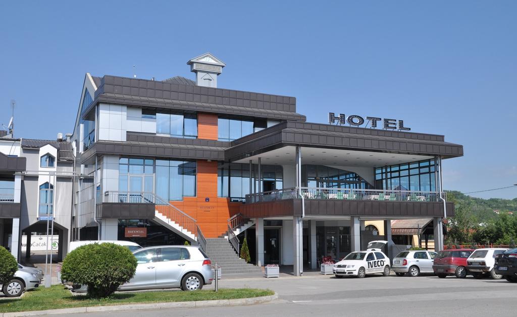 Hotel Kole Čačak المظهر الخارجي الصورة
