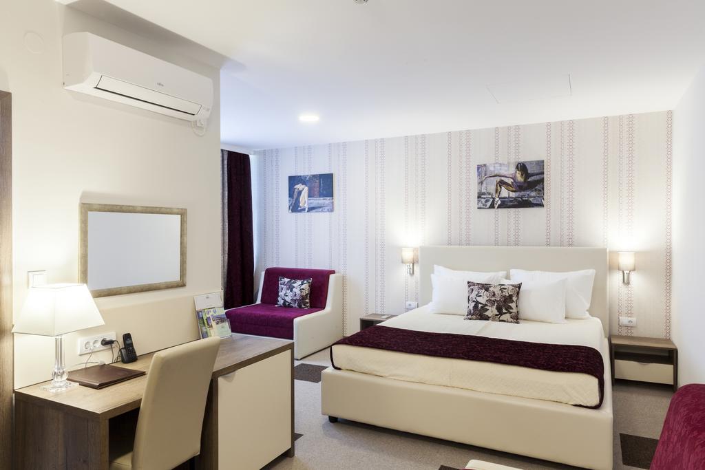 Hotel Kole Čačak المظهر الخارجي الصورة