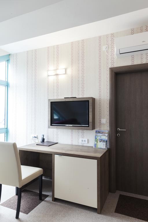 Hotel Kole Čačak المظهر الخارجي الصورة